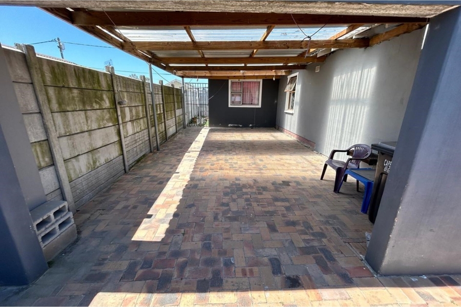 3 Bedroom Property for Sale in Voorbrug Western Cape